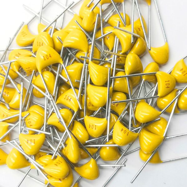 eeeee 30 value 300 pcs multilayer monolithic ceramic capacitor assortment kit 10pf－10uf individual box lid pf nf uf (300 pcs)