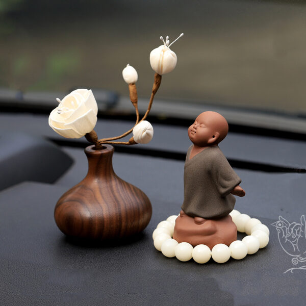 Interior Accessories Car Decorations Men's High-end Atmosphere Creative Personality Car - Image 4