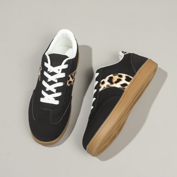 Round Toe Lace-up Vintage Leopard Print German Training Shoes - Image 2
